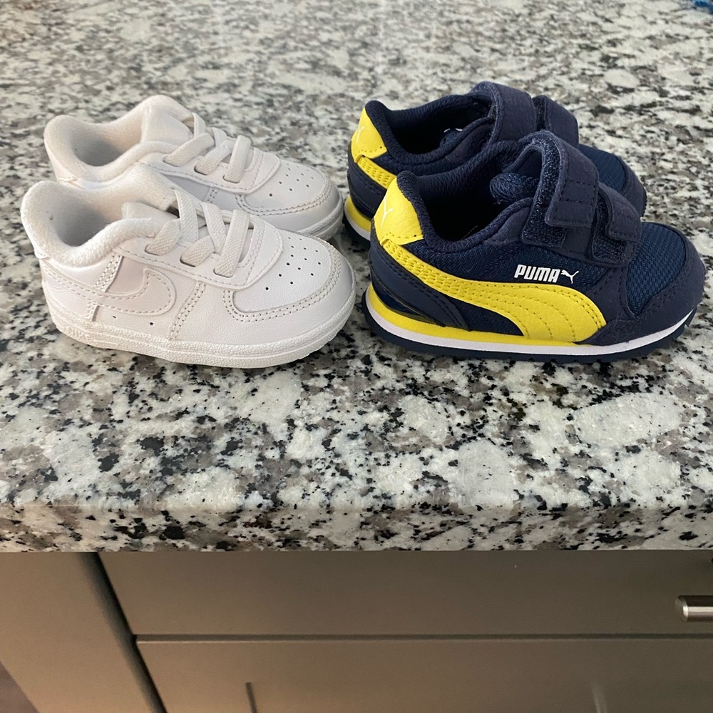 Infant sneakers